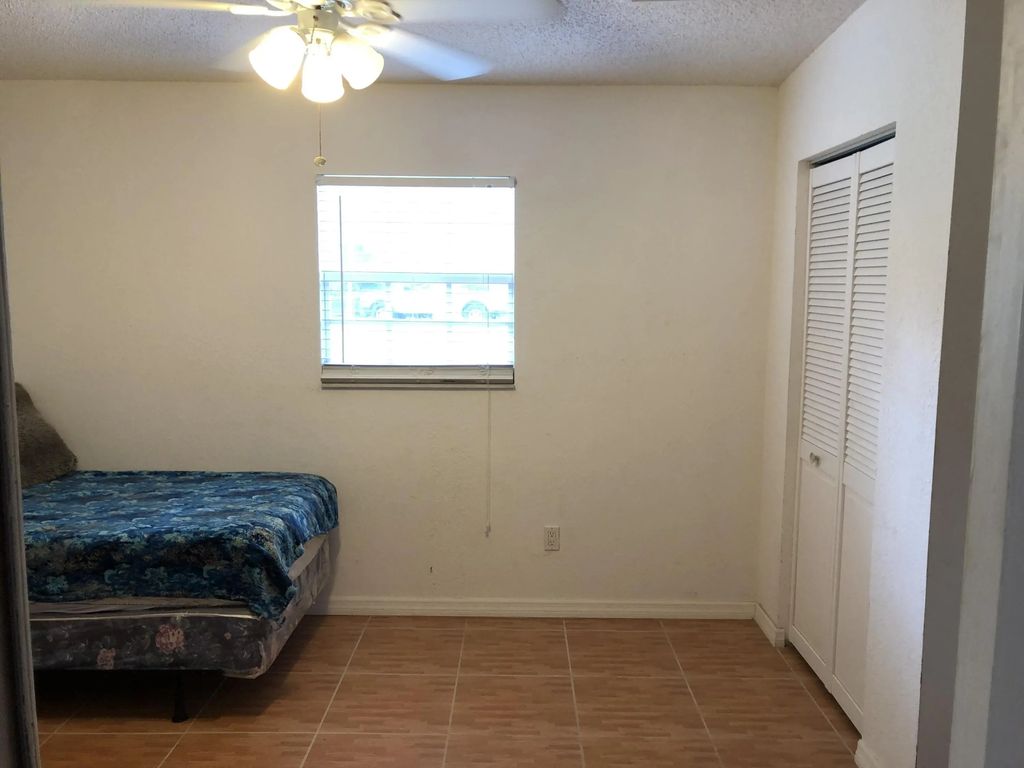 1698 Drexel Road, 