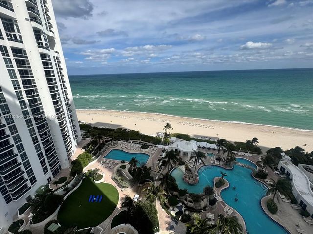4 of 31 - 18001 Collins Avenue #808, Sunny Isles Beach, FL