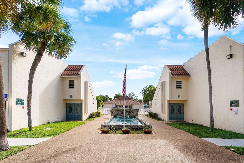 1428 Se 4th Avenue, Deerfield Beach