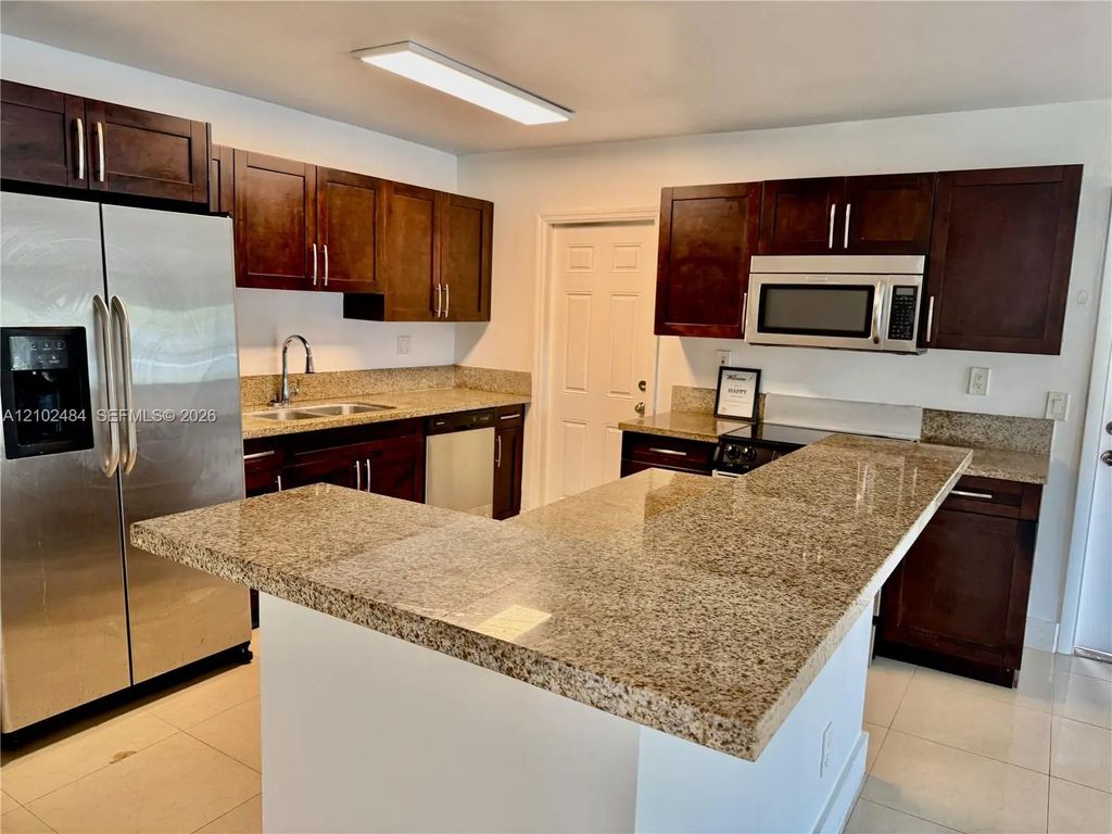 1548 Sw 5th Place #3, Fort Lauderdale