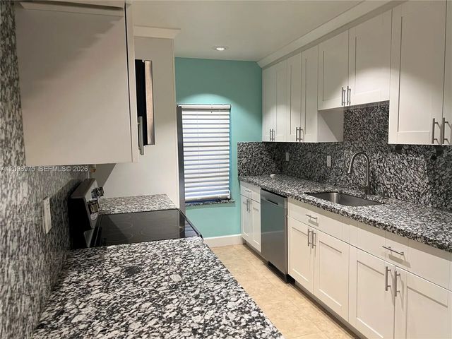 4 of 16 - 14113 Sw 55th Street, Miami, FL