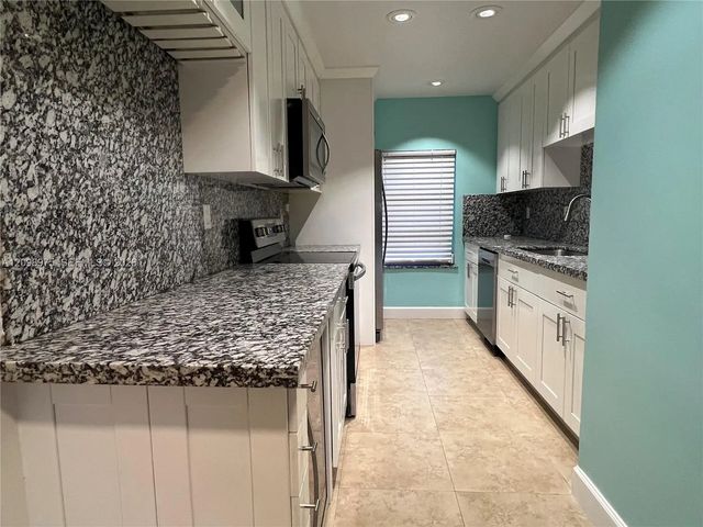 5 of 16 - 14113 Sw 55th Street, Miami, FL