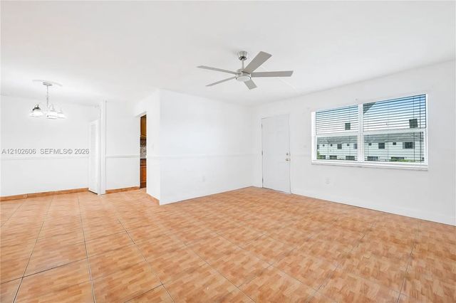 3 of 19 - 65 Ne 202nd Terrace #q27, Miami Gardens, FL