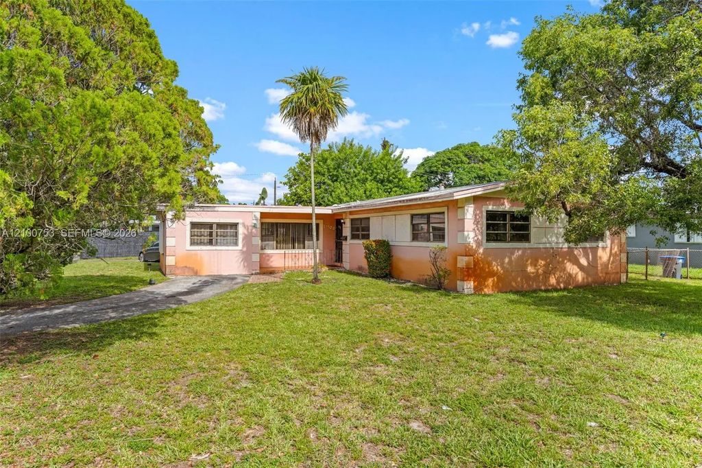 17500 Nw 11 Avenue, Miami Gardens