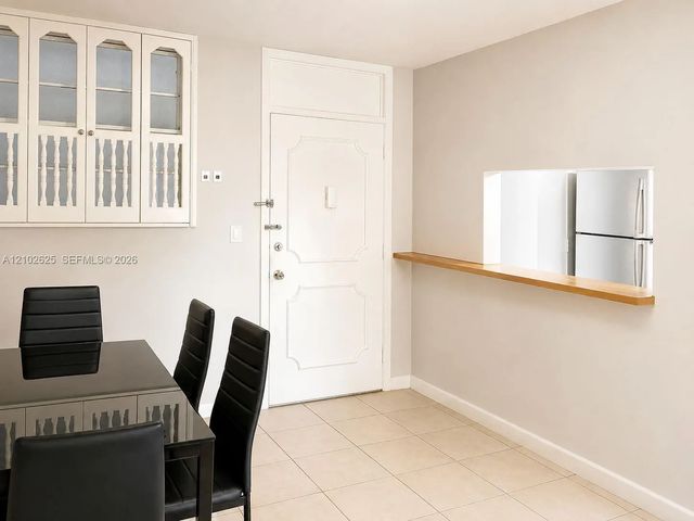 3 of 18 - 12590 Ne 16th Avenue #303, North Miami, FL