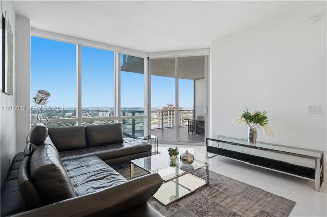 2 of 30 - 851 Ne 1st Avenue #3906, Miami, FL