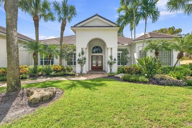 17104 Gulf Pine Circle, Wellington