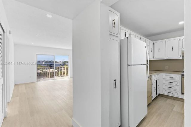 4 of 33 - 3770 Ne 171st Street #402, North Miami Beach, FL