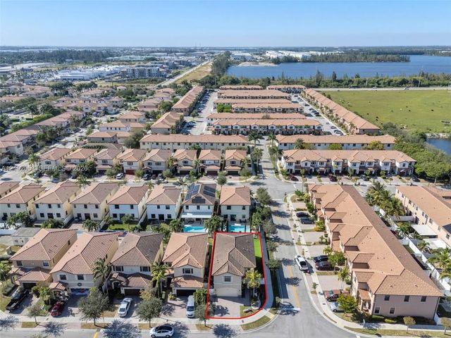 4 of 60 - 8894 W 34th Avenue, Hialeah, FL