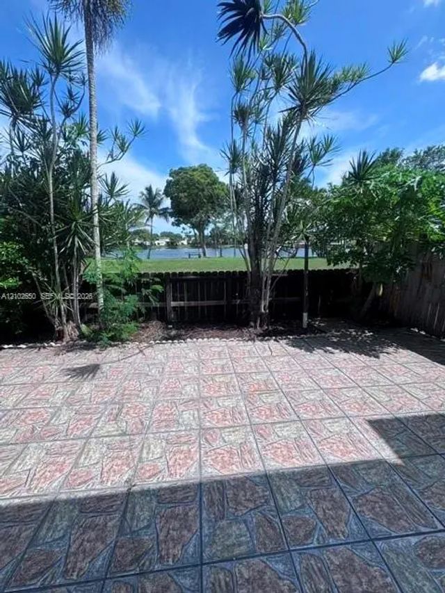 3 of 30 - 6713 Sw 112th Court, Miami, FL