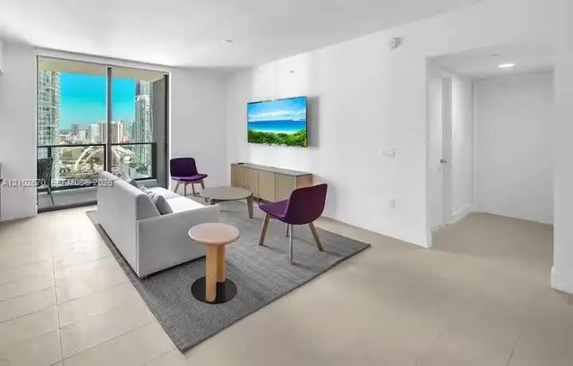 3 of 37 - 159 Ne 6th Street #3202, Miami, FL