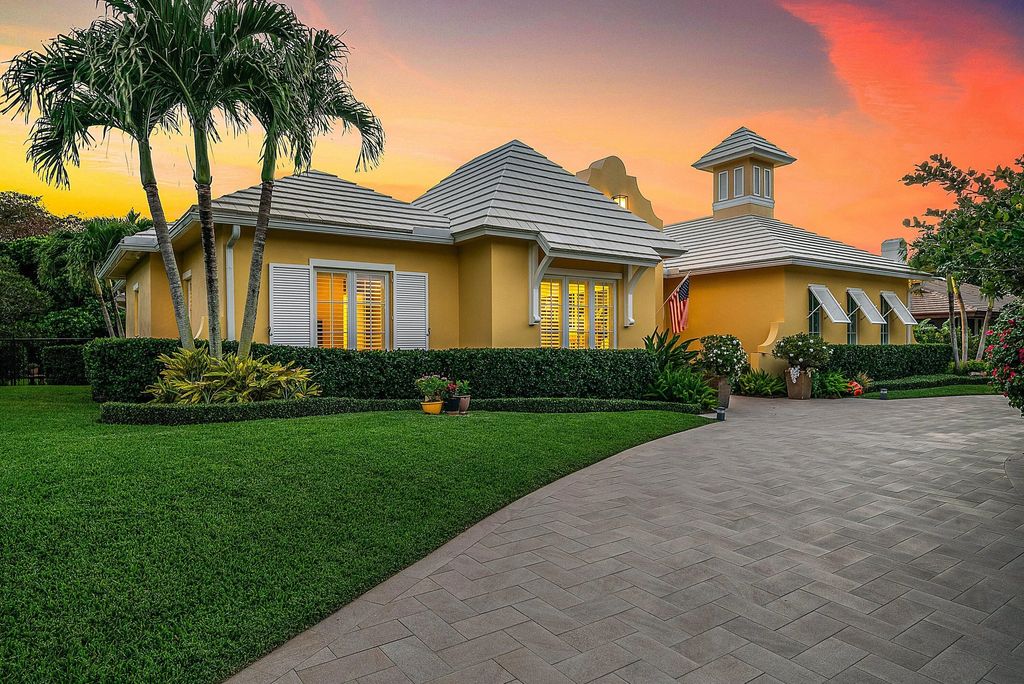 10329 Prestwick Road, Boynton Beach