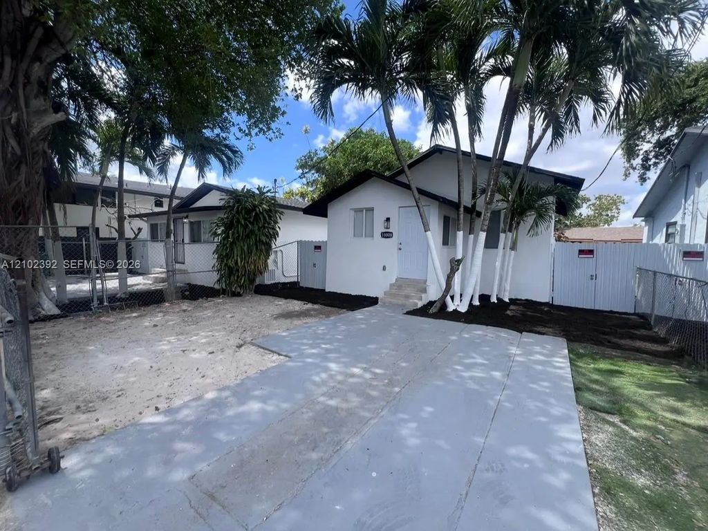 1800 Sw 3rd Street #apt C, Miami