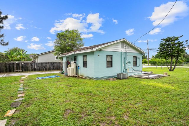 4 of 13 - 6368 Bishoff Road, West Palm Beach, FL