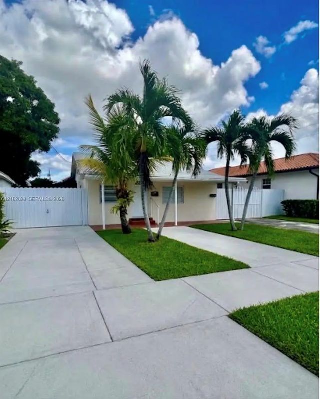 2 of 25 - 521 Nw 44th Avenue, Miami, FL