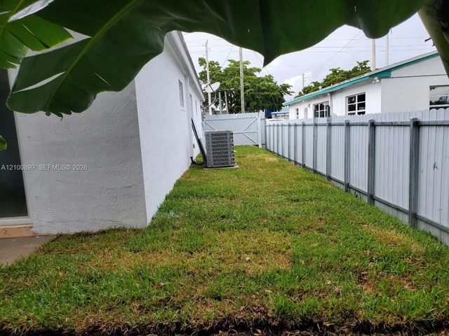 5 of 7 - 1212 Nw 71st Street, Miami, FL