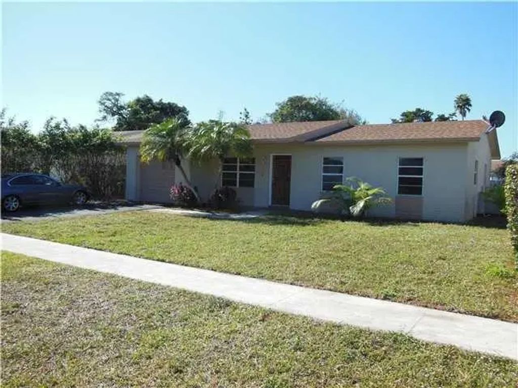 316 Sw 80th Avenue, North Lauderdale