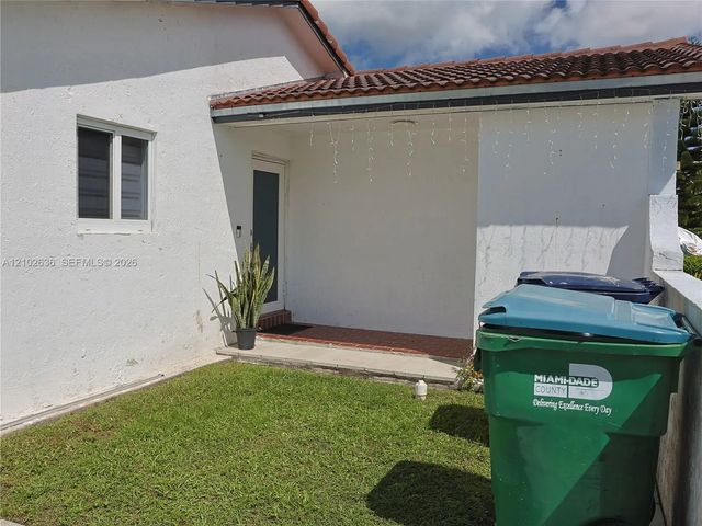 5 of 58 - 13555 Sw 38th Lane, Miami, FL