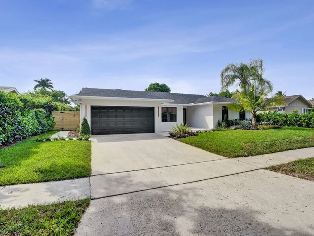 3069 Nw 27th Avenue, Boca Raton