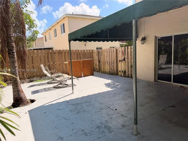 5 of 22 - 18674 Sw 100th Avenue #18674, Cutler Bay, FL