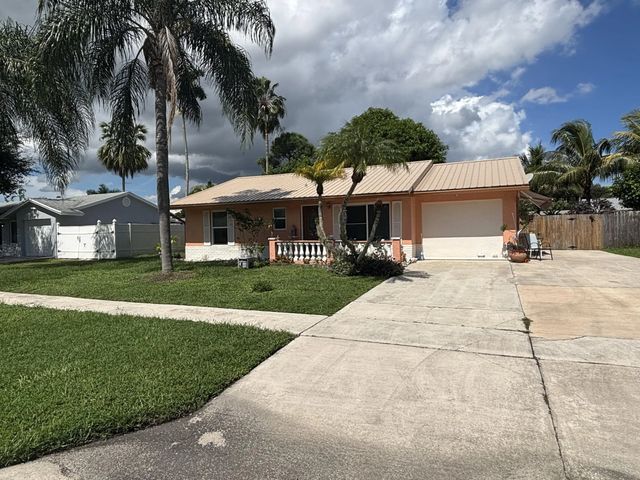 3 of 38 - 4553 Vespasian Court, Lake Worth, FL