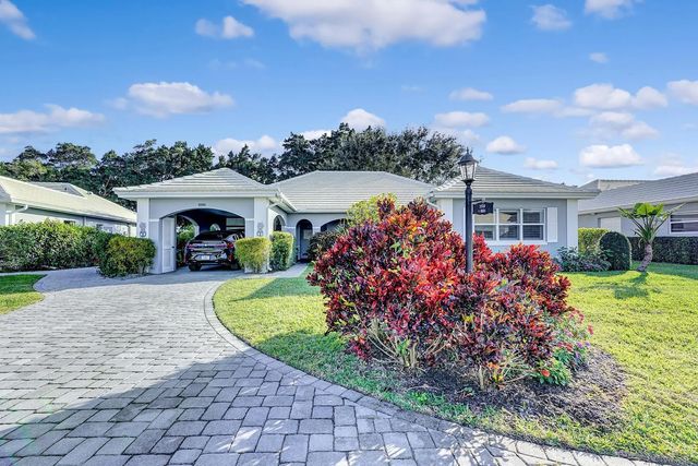 2 of 35 - 4866 S Lake Drive, Boynton Beach, FL
