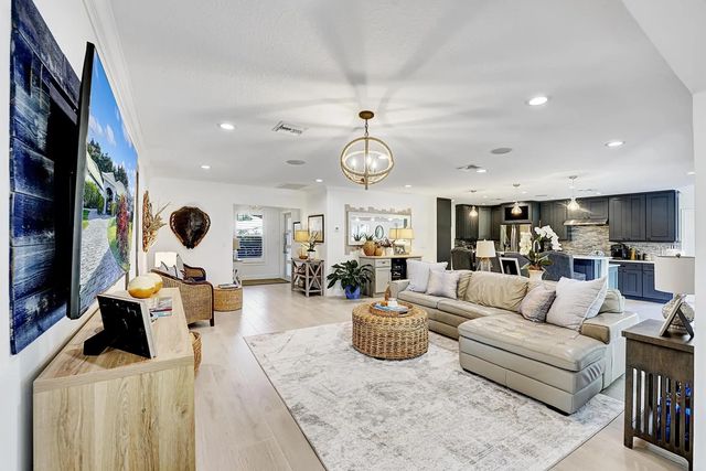 5 of 35 - 4866 S Lake Drive, Boynton Beach, FL