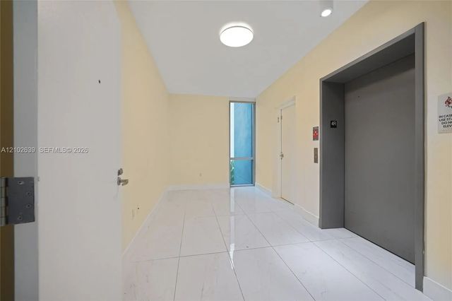 3 of 46 - 16385 Biscayne Boulevard #407, North Miami Beach, FL