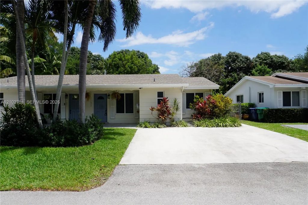 11043 Sw 79th Avenue, Pinecrest