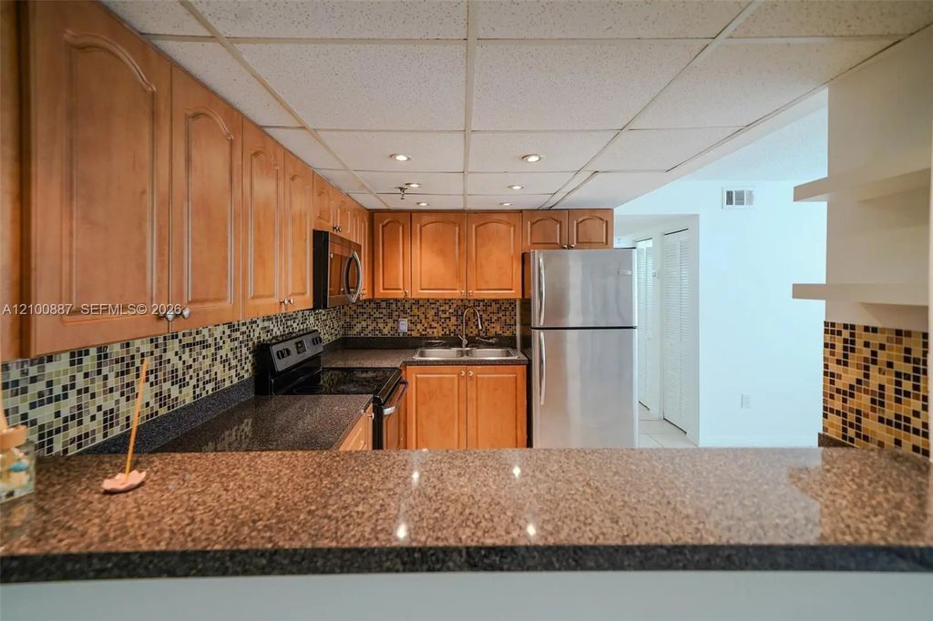 10641 Sw 108th Avenue #2i, Miami