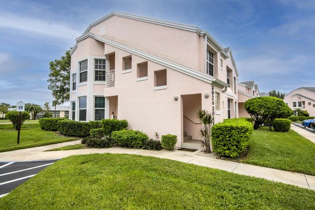 4 of 18 - 302 Muirfield Court #302a, Jupiter, FL