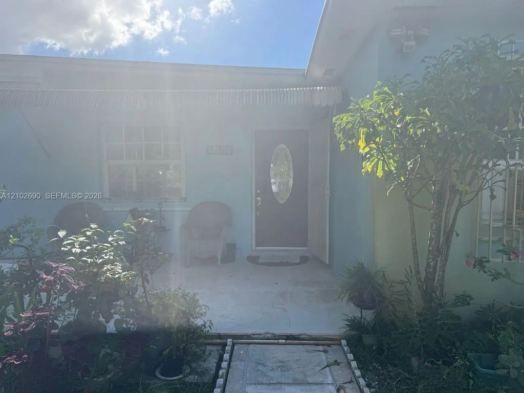 12600 Nw 13th Avenue, North Miami