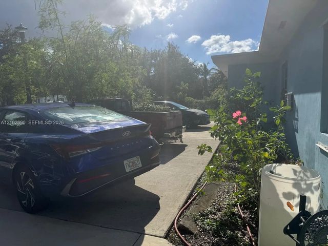 12600 Nw 13th Avenue, North Miami