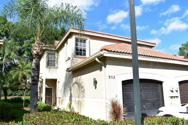 2 of 8 - 952 Sevilla Circle, Weston, FL
