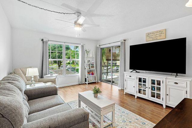 3 of 17 - 5510 Tamberlane Circle #247, Palm Beach Gardens, FL