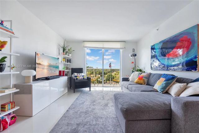 3000 Coral Way #606, Miami