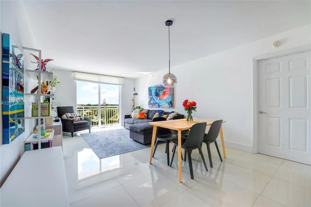 3 of 26 - 3000 Coral Way #606, Miami, FL