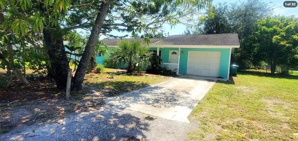 2716 Navajo Avenue, Fort Pierce