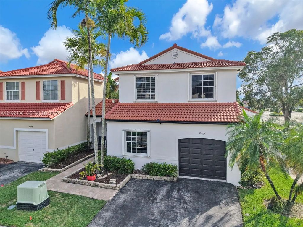 17982 Sw 11th Street, Pembroke Pines
