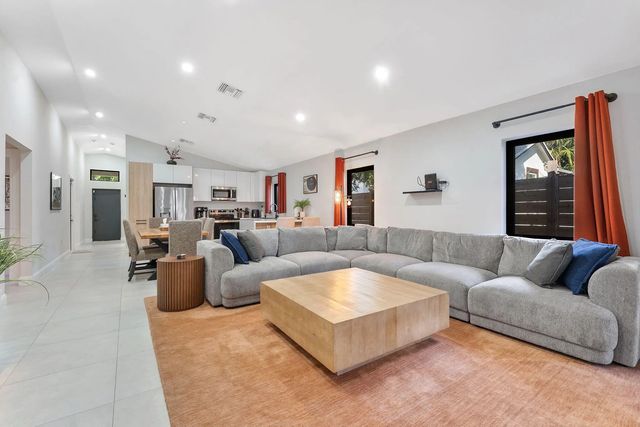 4 of 34 - 730 47th Street, West Palm Beach, FL