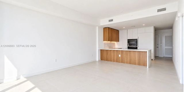 4 of 27 - 1400 Biscayne Boulevard #1804, Miami, FL