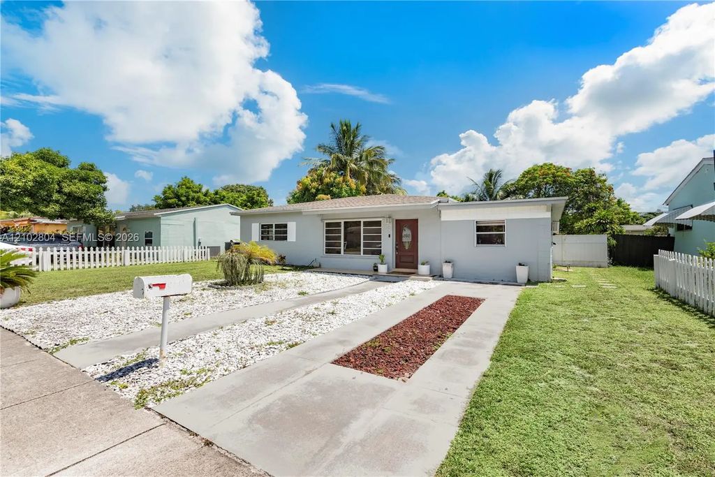 250 Ne 170th Street, North Miami Beach