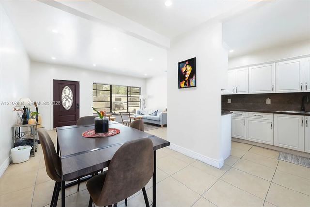 4 of 15 - 250 Ne 170th Street, North Miami Beach, FL