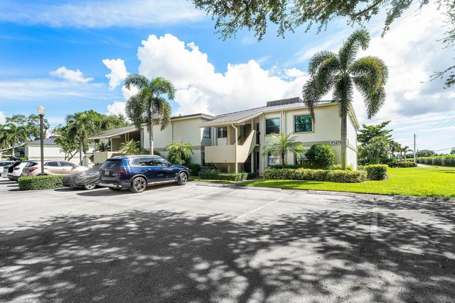 12790 Briarlake Drive #204, Palm Beach Gardens