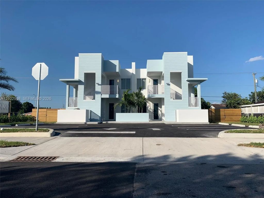 801 E 28th Street #801, Hialeah