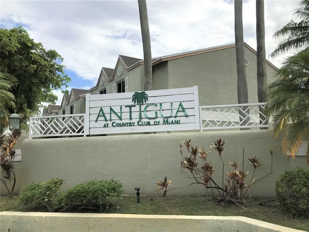 17485 Nw 67th Court #m-21, Hialeah
