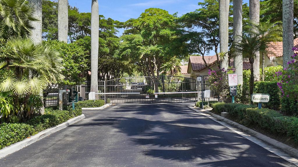 5222 Majorca Club Drive, Boca Raton