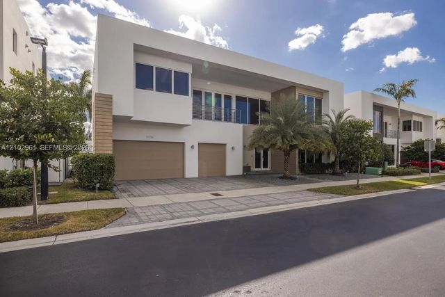 2 of 20 - 10250 Nw 75th Terrace, Doral, FL