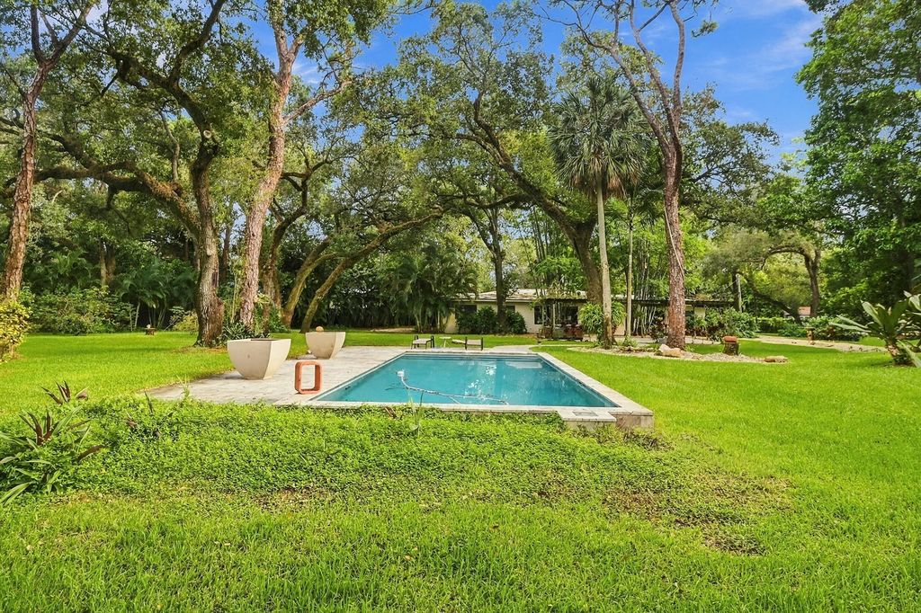 1549 Sw 30th Place, Fort Lauderdale
