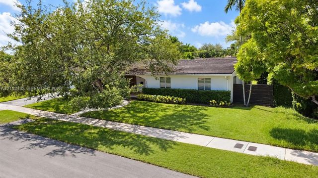 5 of 41 - 8620 Sw 85th Avenue, Miami, FL